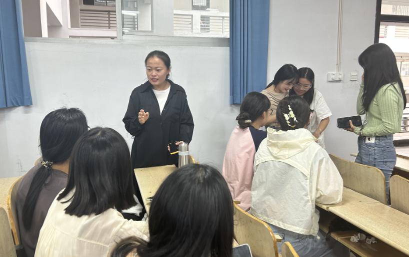 best365官网举办汉语言文学专业2024硕士研究生考试指导讲座 best365官网举办汉语言文学专业2024硕士研究生考试指导讲座