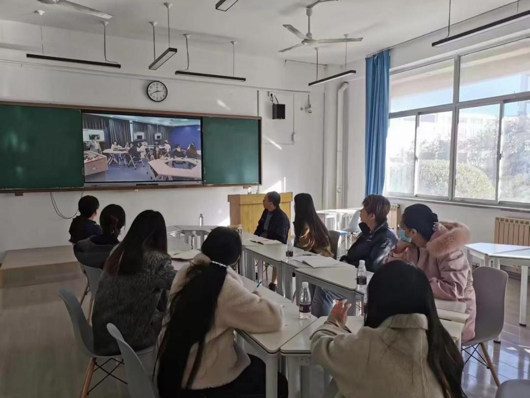 ​best365官网举办新时代大学英语课程教学改革专题研讨会